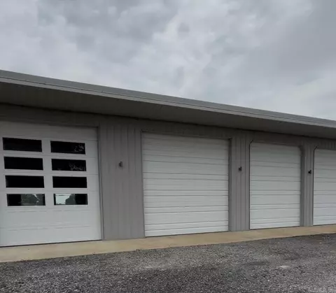 Exterior - 1861 Ferguson Ln, Lonoke, AR 72086 photo 6 of 8