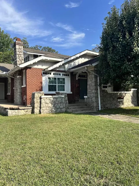 Exterior - 2501 S Cherry St, Pine Bluff, AR 71601 photo 5 of 11
