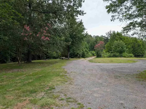 5910 Ramick Rd, Pine Bluff, AR 71603