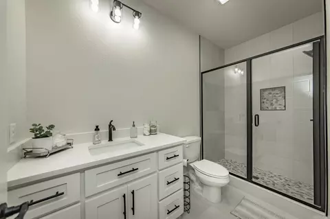 Bath - 79 Hawks Cir, Edgemont, AR 72044 photo 6 of 7