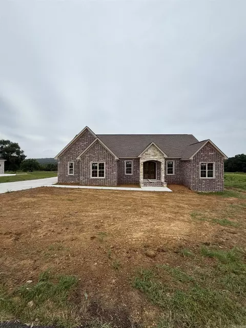 236 Castleberry Rd, Greenbrier, AR 72058