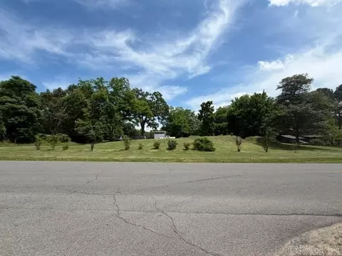 901 S Bridge St, Morrilton, AR 72110