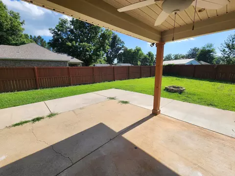 Exterior - 2501 Durango Dr, Benton, AR 72019 photo 6 of 11