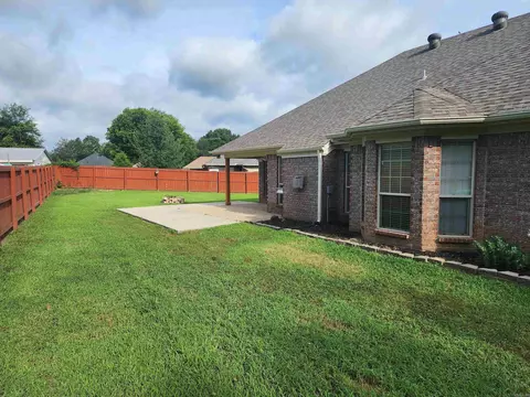 Exterior - 2501 Durango Dr, Benton, AR 72019 photo 9 of 11