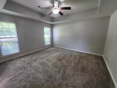 Bedroom - 2501 Durango Dr, Benton, AR 72019 photo 1 of 7