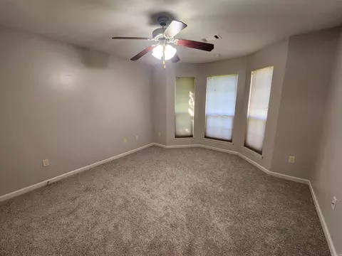 Bedroom - 2501 Durango Dr, Benton, AR 72019 photo 4 of 7