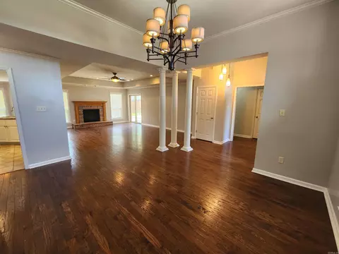 Living - 2501 Durango Dr, Benton, AR 72019 photo 4 of 4