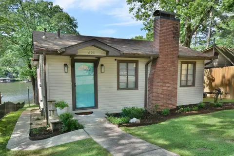 208 Edgewater Cir, Hot Springs, AR 71913