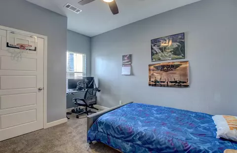 Bedroom - 2917 Gillis Dr, Benton, AR 72015 photo 4 of 14
