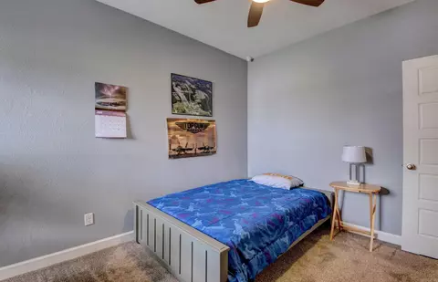 Bedroom - 2917 Gillis Dr, Benton, AR 72015 photo 5 of 14