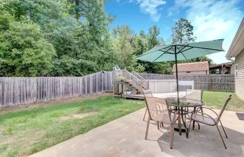 Exterior - 2917 Gillis Dr, Benton, AR 72015 photo 6 of 11