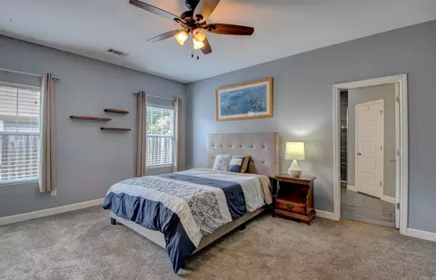 Bedroom - 2917 Gillis Dr, Benton, AR 72015 photo 10 of 14