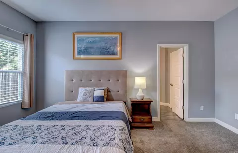 Bedroom - 2917 Gillis Dr, Benton, AR 72015 photo 11 of 14