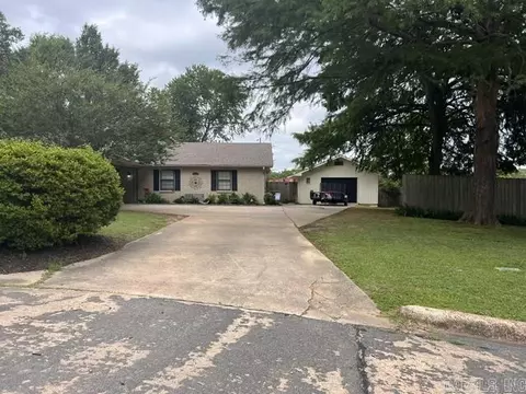 1728 Westwood Cv, Jonesboro, AR 72401