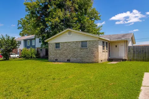 1004 E 11th St, North Little Rock, AR 72114