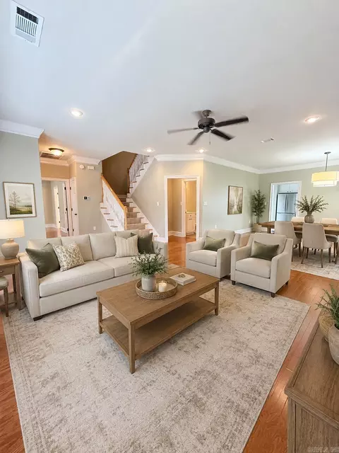 Living - 3035 Robert Ott Cir, Conway, AR 72034 photo 1 of 2