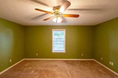 Bedroom - 207 Crain Dr, Searcy, AR 72143 photo 3 of 8