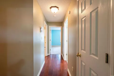 Entry Way - 207 Crain Dr, Searcy, AR 72143 photo 3 of 3