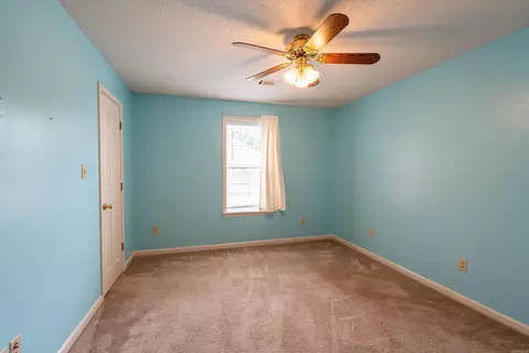 Bedroom - 207 Crain Dr, Searcy, AR 72143 photo 7 of 8