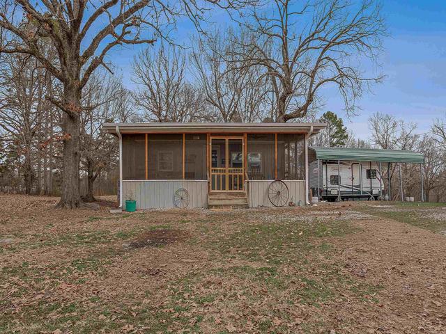 929 W River Rd, Strawberry, AR 72469