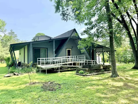 249 Salt Cave Dr, Greers Ferry, AR 72067