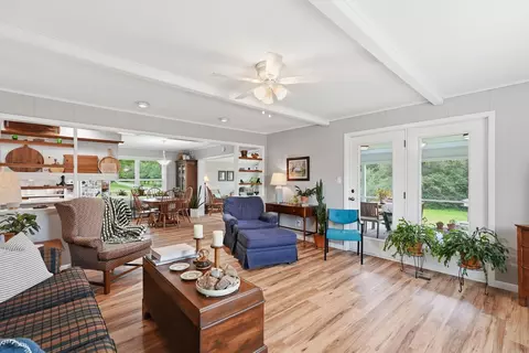 Living - 4268 Highway 330, Clinton, AR 72031 photo 2 of 3