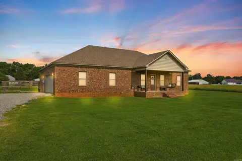 15 Siloam Rd, Mount Vernon, AR 72111