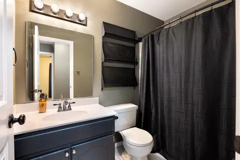 Bath - 13298 Dixie Ln, Trumann, AR 72472 photo 1 of 3