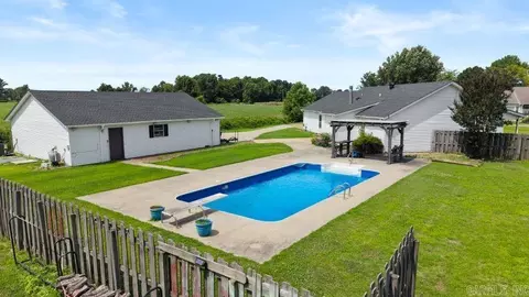 Exterior - 13298 Dixie Ln, Trumann, AR 72472 photo 6 of 9