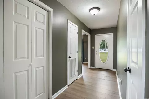 Entry Way - 13298 Dixie Ln, Trumann, AR 72472 photo 1 of 3