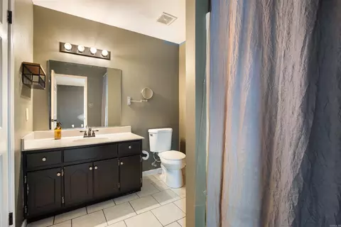 Bath - 13298 Dixie Ln, Trumann, AR 72472 photo 3 of 3