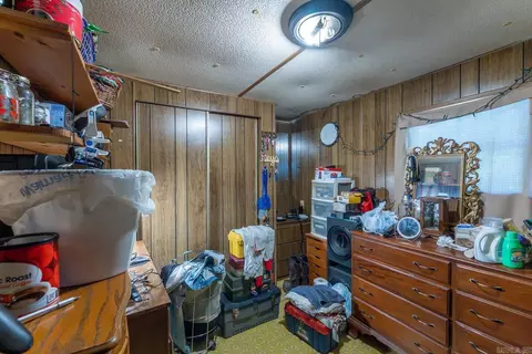 Bedroom - 425 Monroe St, Thayer, MO 65791 photo 1 of 3