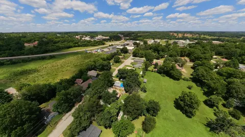 View/Area - 425 Monroe St, Thayer, MO 65791 photo 2 of 3