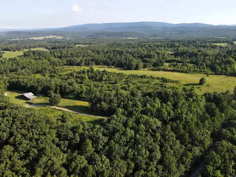35 Cedar Creek Rd, Jerusalem, AR 72080
