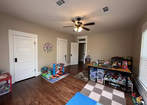 Bedroom - 312 W Pine St, Warren, AR 71671 photo 3 of 6