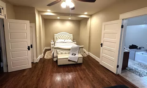 Bedroom - 312 W Pine St, Warren, AR 71671 photo 4 of 6