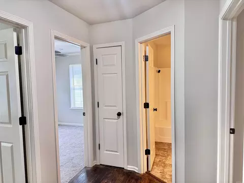Entry Way - 44 Bent Tree Dr, Cabot, AR 72023 photo 2 of 2