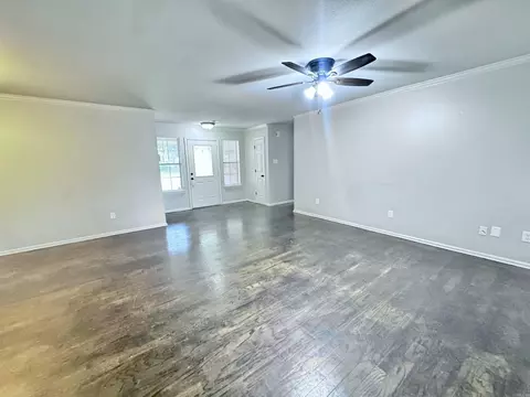 Living - 44 Bent Tree Dr, Cabot, AR 72023 photo 4 of 4