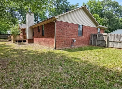 Exterior - 44 Bent Tree Dr, Cabot, AR 72023 photo 5 of 5