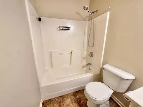 Bath - 44 Bent Tree Dr, Cabot, AR 72023 photo 3 of 5