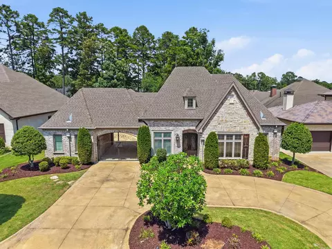 203 Ensbury Dr, Little Rock, AR 72223