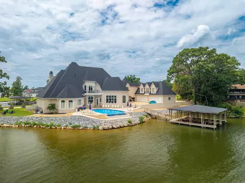 109 Roadrunner Pt, Hot Springs, AR 71913