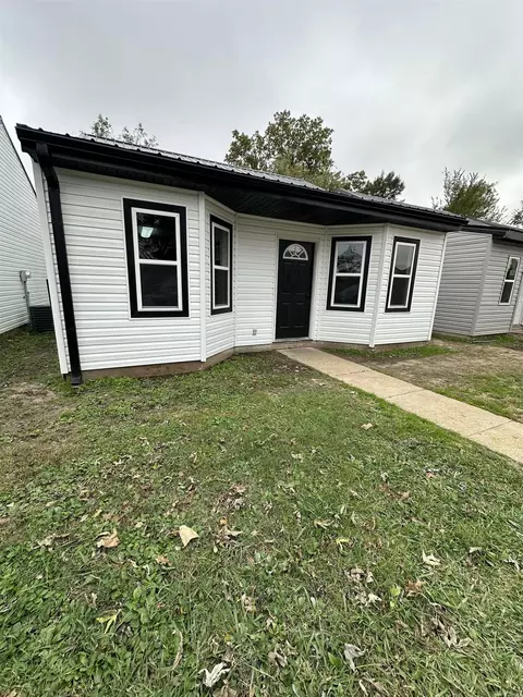 121 Mallard Cir, Trumann, AR 72472