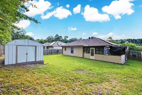 Exterior - 1306 Crossing Loop, Bryant, AR 72022 photo 5 of 7