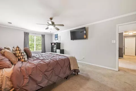 Bedroom - 1015 Lyledale Rd, Benton, AR 72019 photo 2 of 8