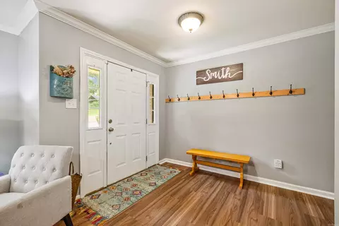 Entry Way - 1015 Lyledale Rd, Benton, AR 72019 photo 7 of 7