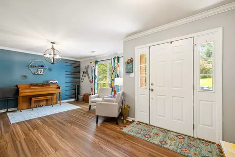 Entry Way - 1015 Lyledale Rd, Benton, AR 72019 photo 1 of 7