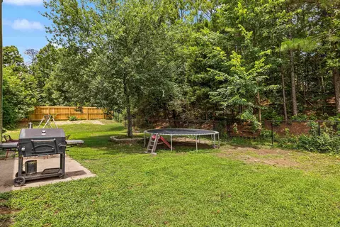 Exterior - 1015 Lyledale Rd, Benton, AR 72019 photo 2 of 11