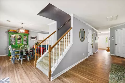 Entry Way - 1015 Lyledale Rd, Benton, AR 72019 photo 4 of 7