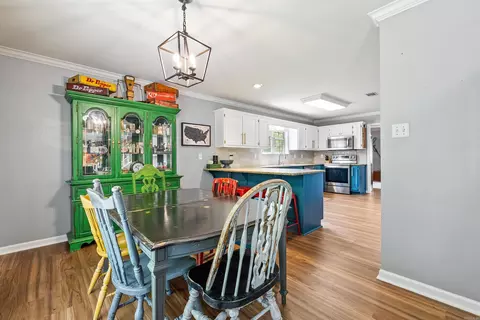 Dining - 1015 Lyledale Rd, Benton, AR 72019 photo 1 of 3